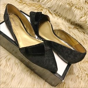 Brand New Nine West Black Cutout Flats